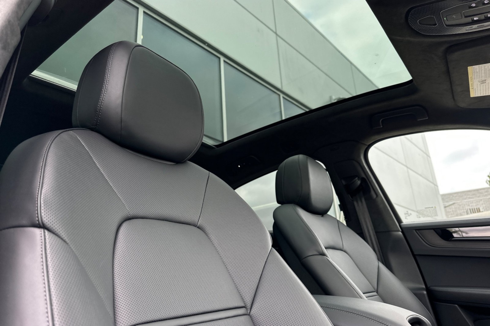 2026 Porsche Cayenne GTS Coupe photo 17