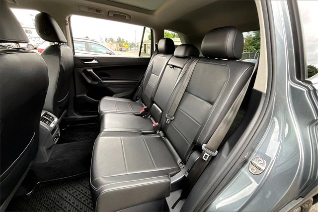 2020 Volkswagen Tiguan SE photo 23