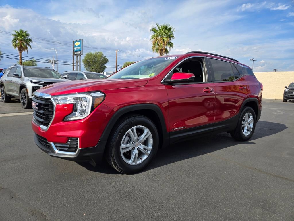 2022 Gmc Terrain SLE photo 2