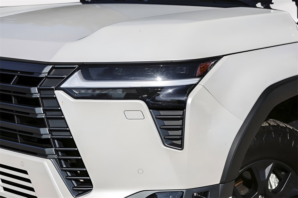2024 Lexus GX 550 Overtrail photo 2