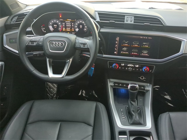 2022 Audi Q3 S line Premium Plus photo 13