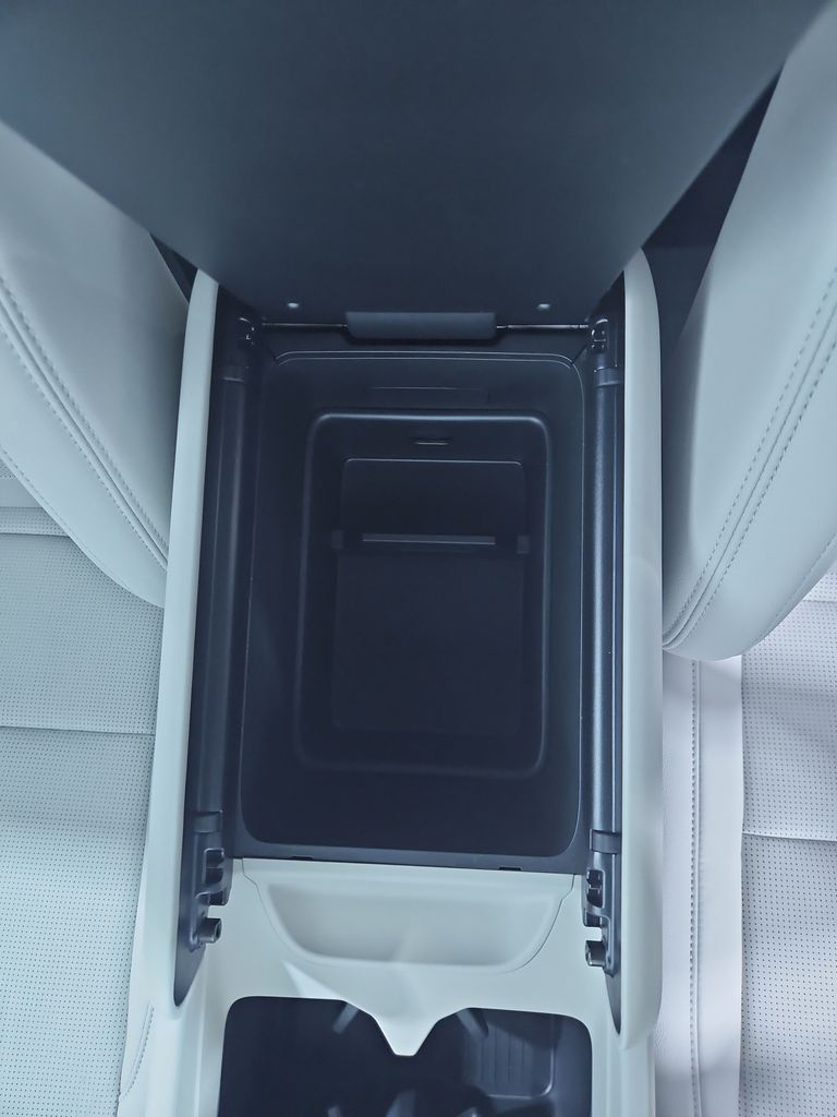2026 Hyundai Santa Fe Limited photo 22