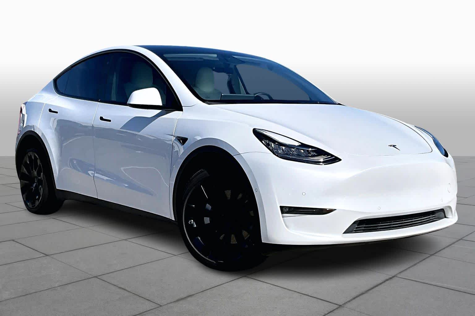 Used 2022 Tesla Model Y Long Range with VIN 7SAYGDEE9NF440451 for sale in Northfield, Minnesota