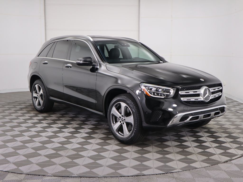 2022 Mercedes Benz GLC 300 4MATIC photo 3