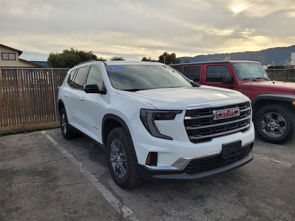 2025 Gmc Acadia Elevation photo 3