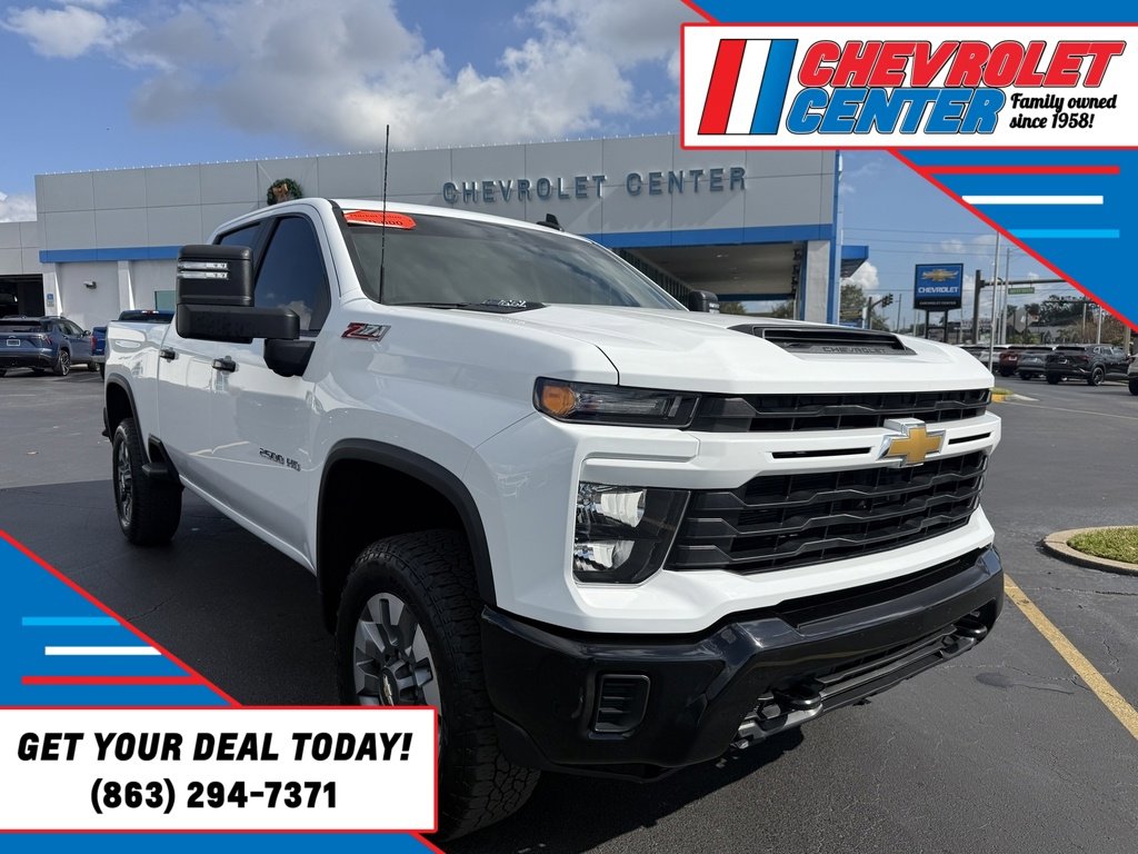 2024 Chevrolet Silverado 2500HD Custom's photo