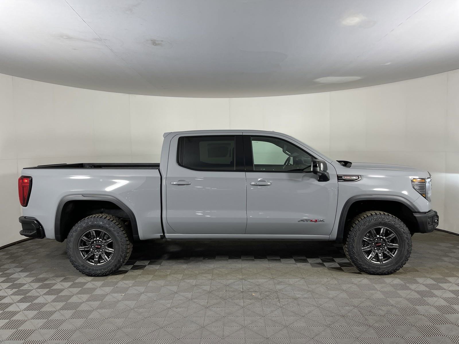 New 2024 GMC Sierra 1500 AT4X Crew Cab in Altoona 24GT140 Stuckey GMC