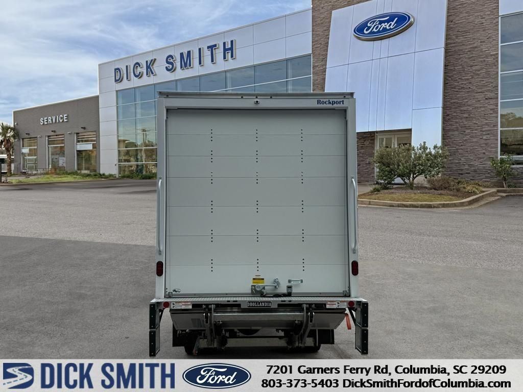 2026 Ford F-750 photo 4