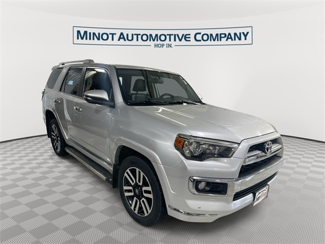 2014 Toyota 4Runner Limited's photo