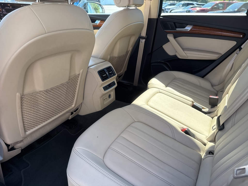 2023 Audi Q5 45 S line Premium photo 20