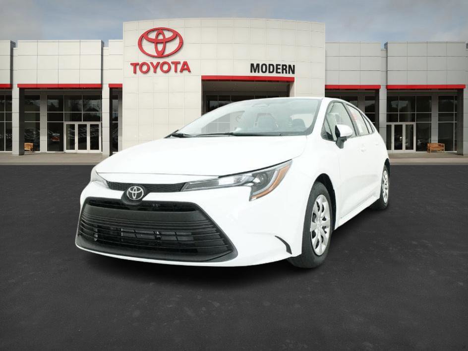 2025 Toyota Corolla LE photo 4
