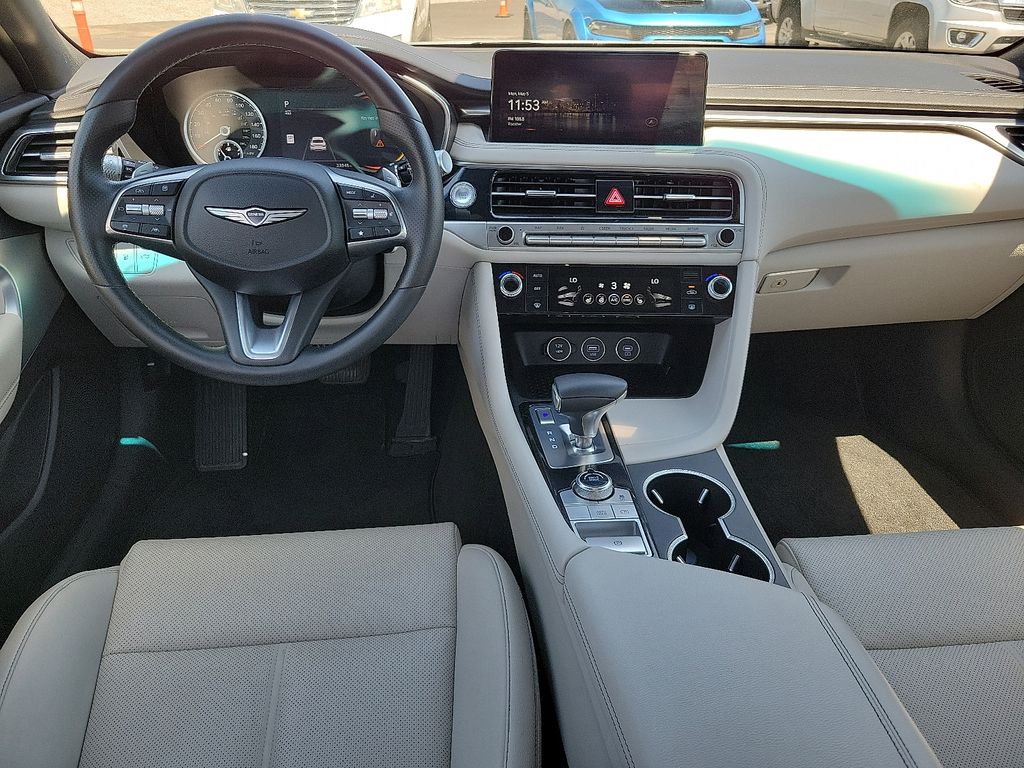 2024 Genesis G70 2.5T photo 10