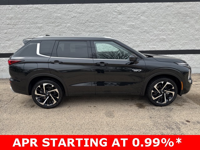 2025 Mitsubishi Outlander PHEV SEL photo 2