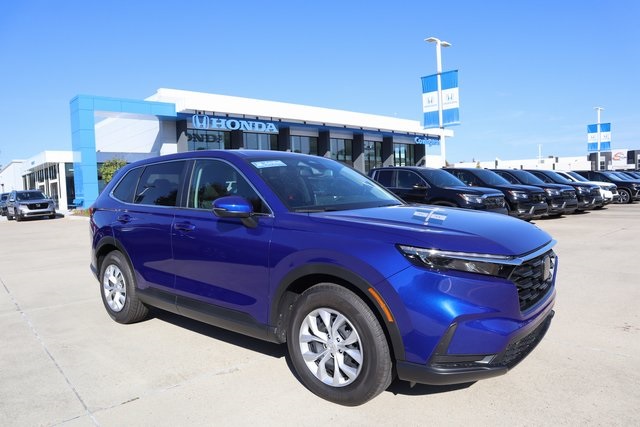 2025 Honda CR-V LX's photo