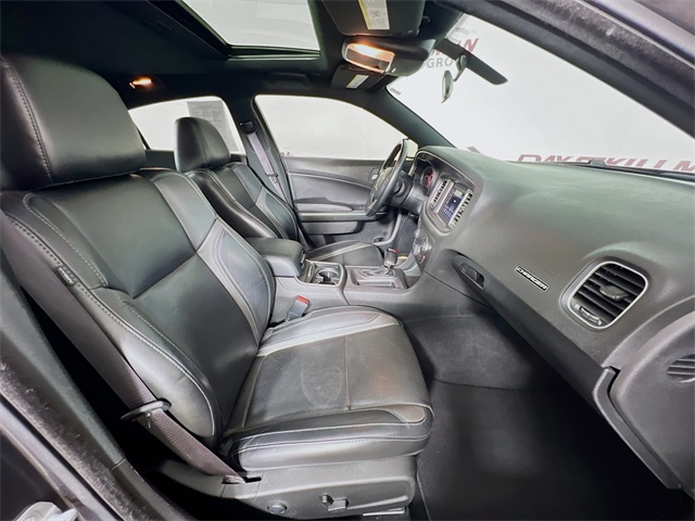 2022 Dodge Charger SXT photo 39