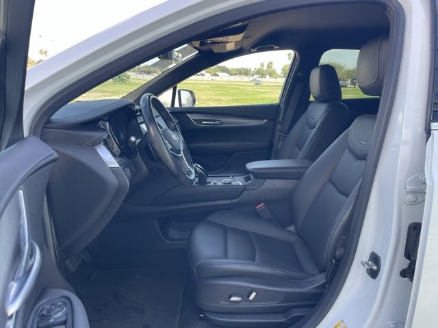 2023 Cadillac XT5 Luxury photo 12