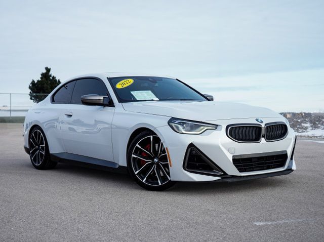 2022 BMW 2 Series M240i's photo