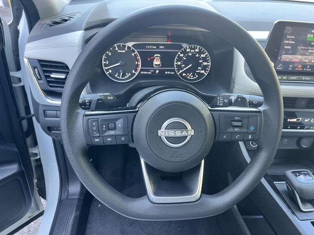 2023 Nissan Rogue SV photo 13