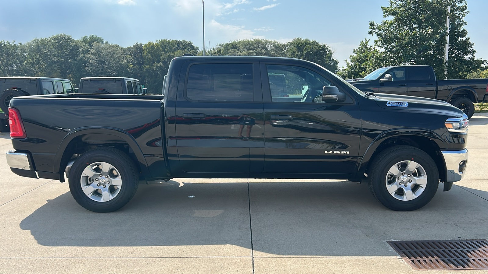 2025 Ram 1500 Big Horn Lone Star photo 2