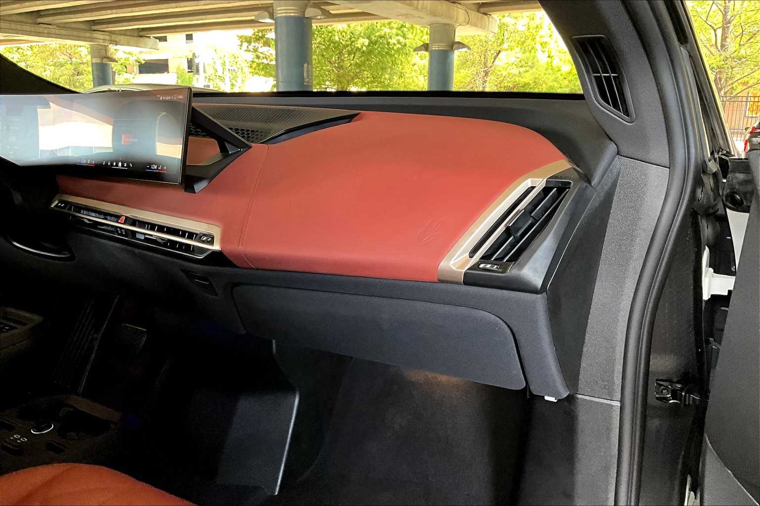 2024 Bmw iX photo 16