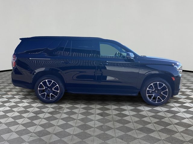 2024 Chevrolet Tahoe RST photo 2