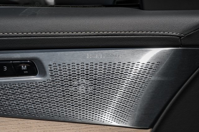 2026 Volvo XC90 photo 34