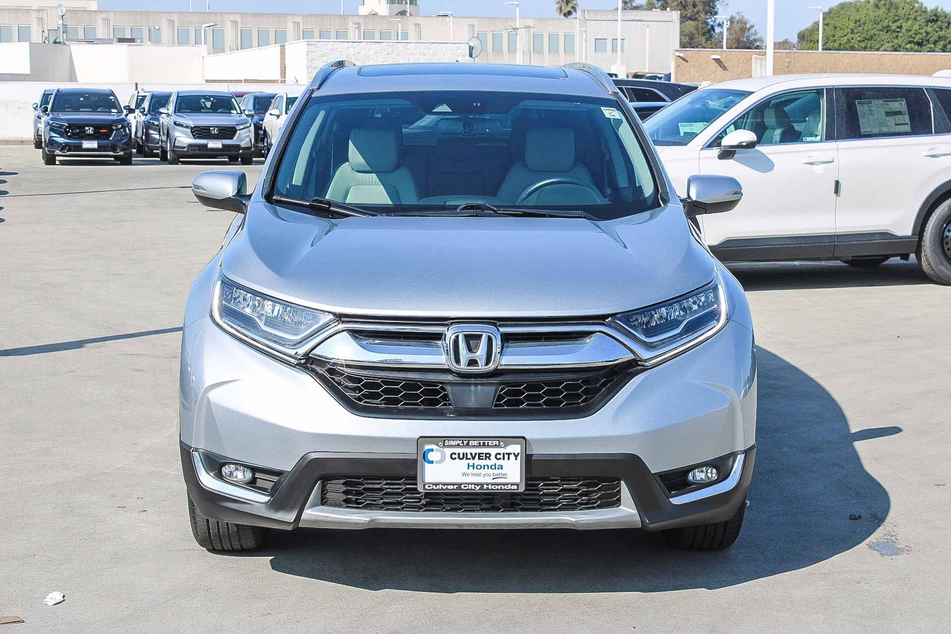 2019 Honda CR-V Touring photo 2