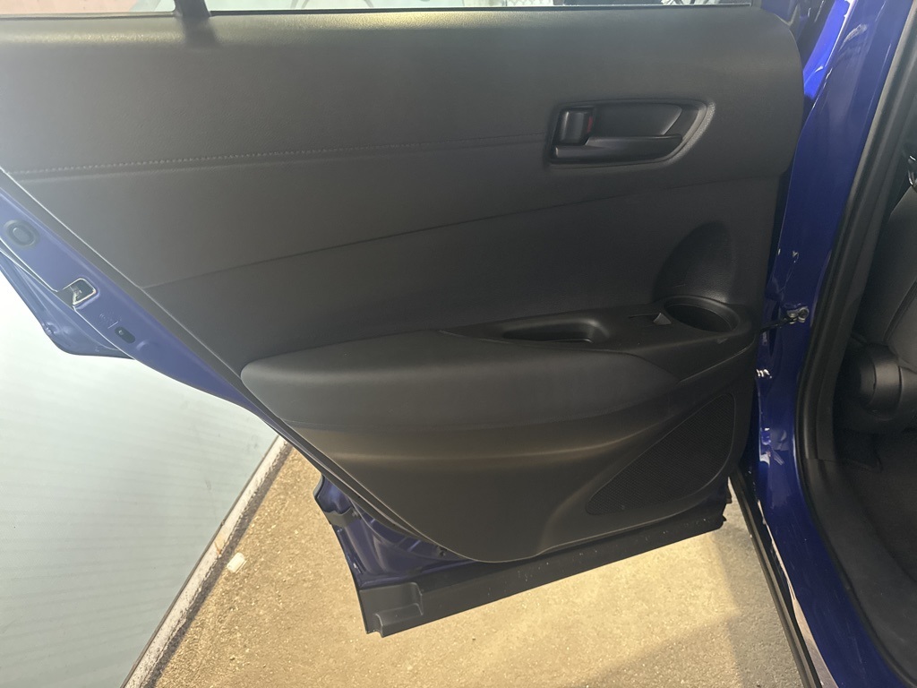 2023 Toyota Corolla Cross LE photo 21