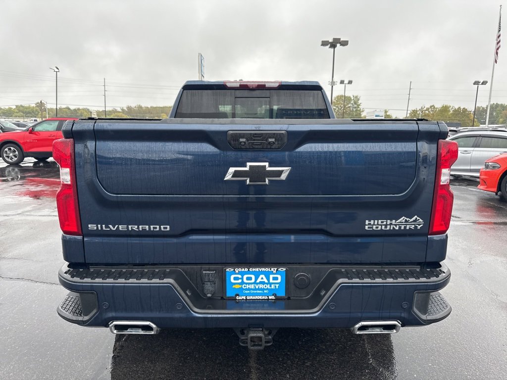 2022 Chevrolet Silverado 1500 High Country photo 4