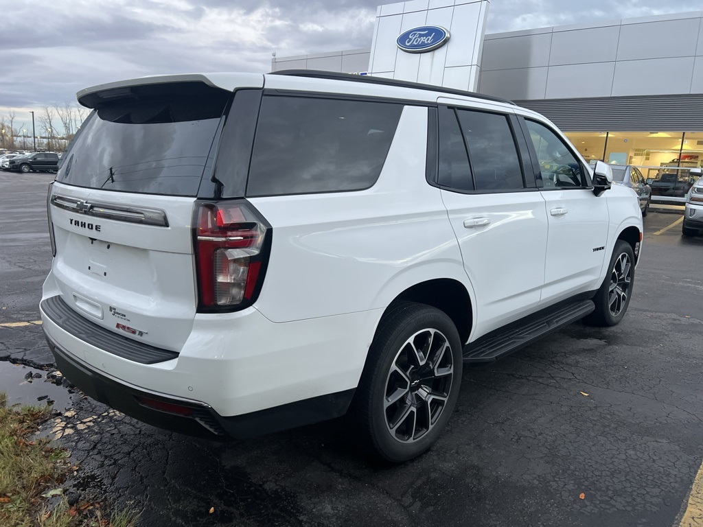 2022 Chevrolet Tahoe RST photo 2