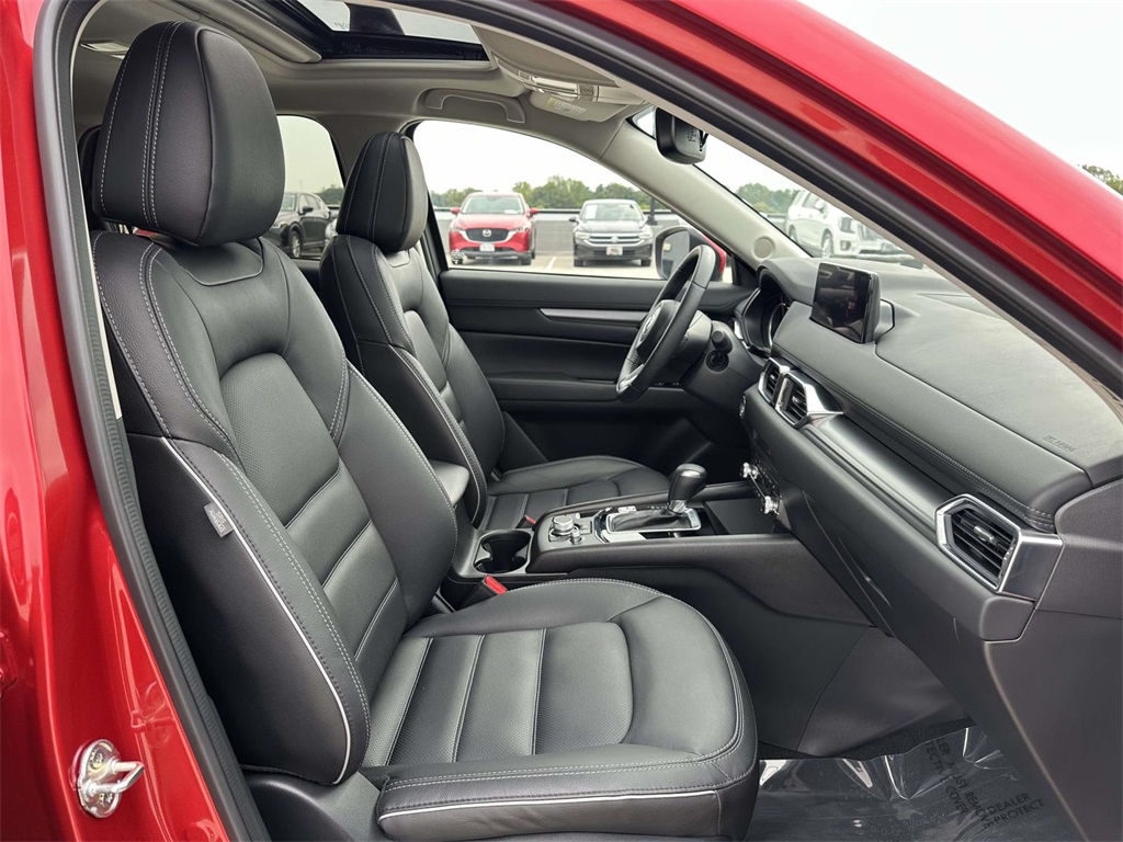 2025 Mazda CX-5 2.5 S Preferred photo 15