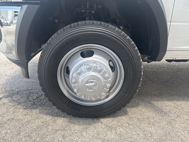 2025 Ram 5500 Tradesman photo 13