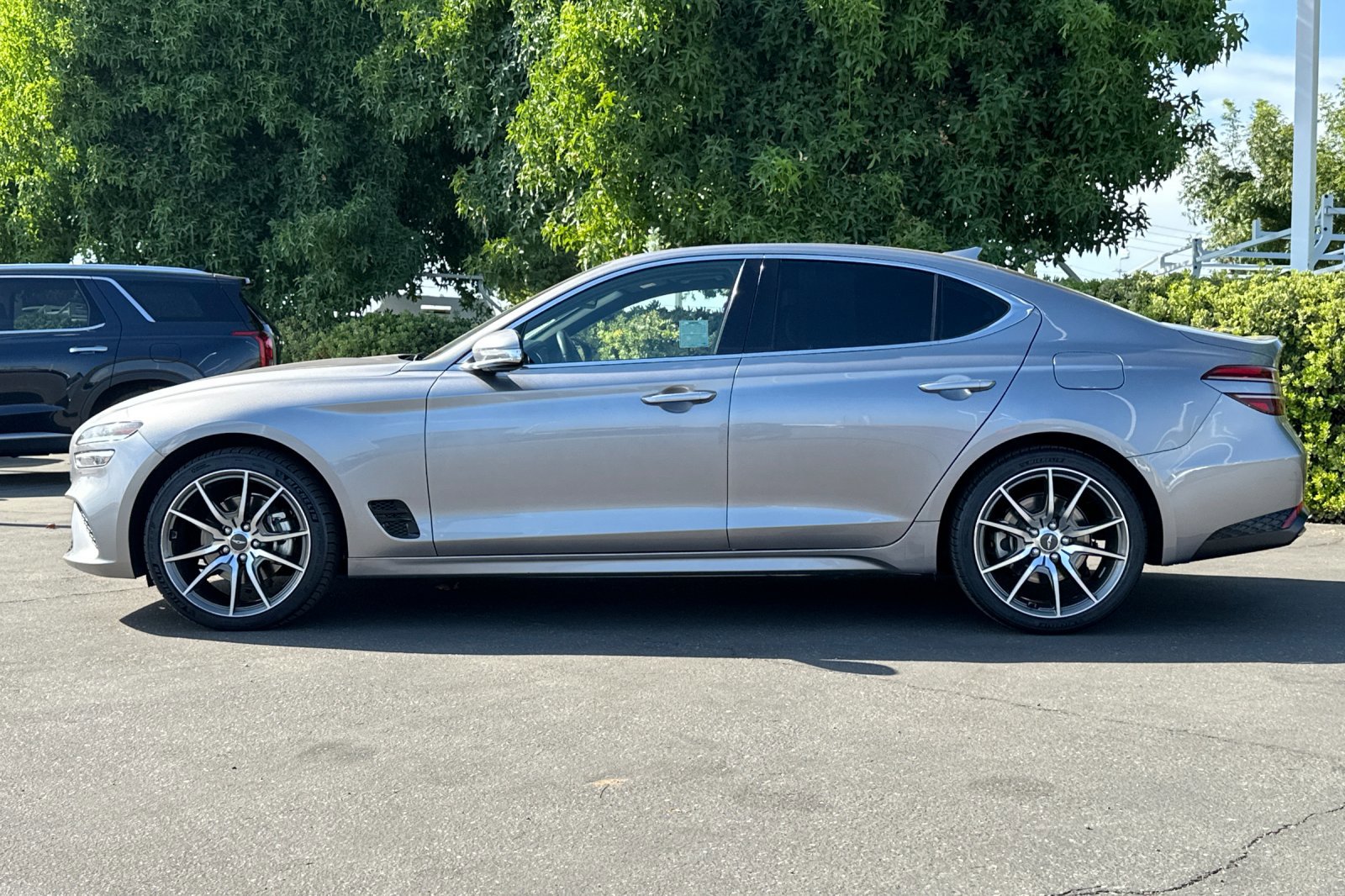 2023 Genesis G70 2.0T photo 6