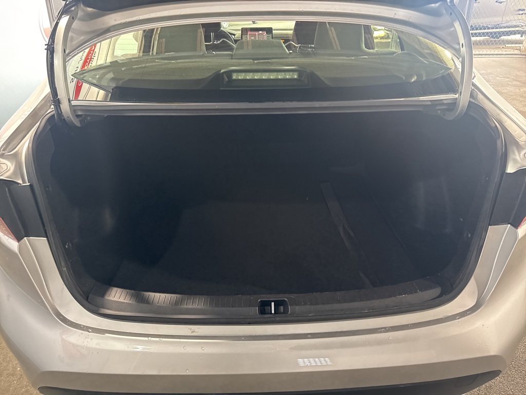 2022 Toyota Corolla L photo 19