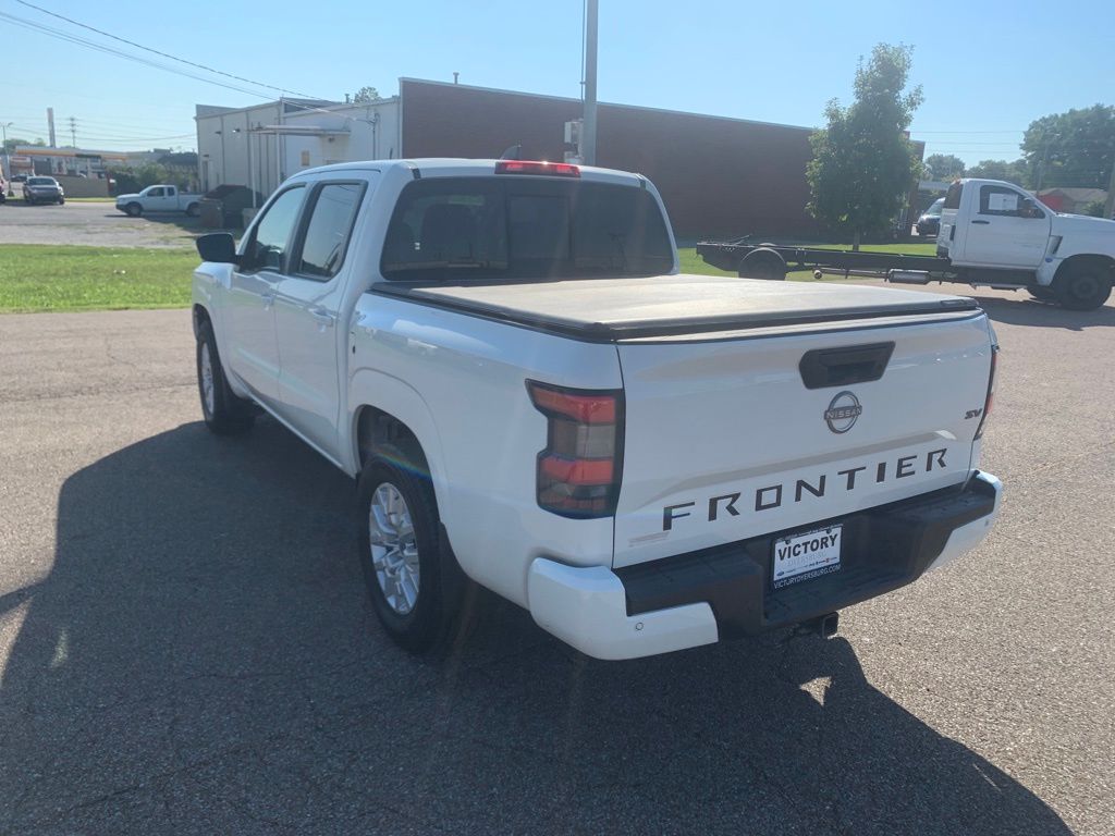 2022 Nissan Frontier SV photo 4