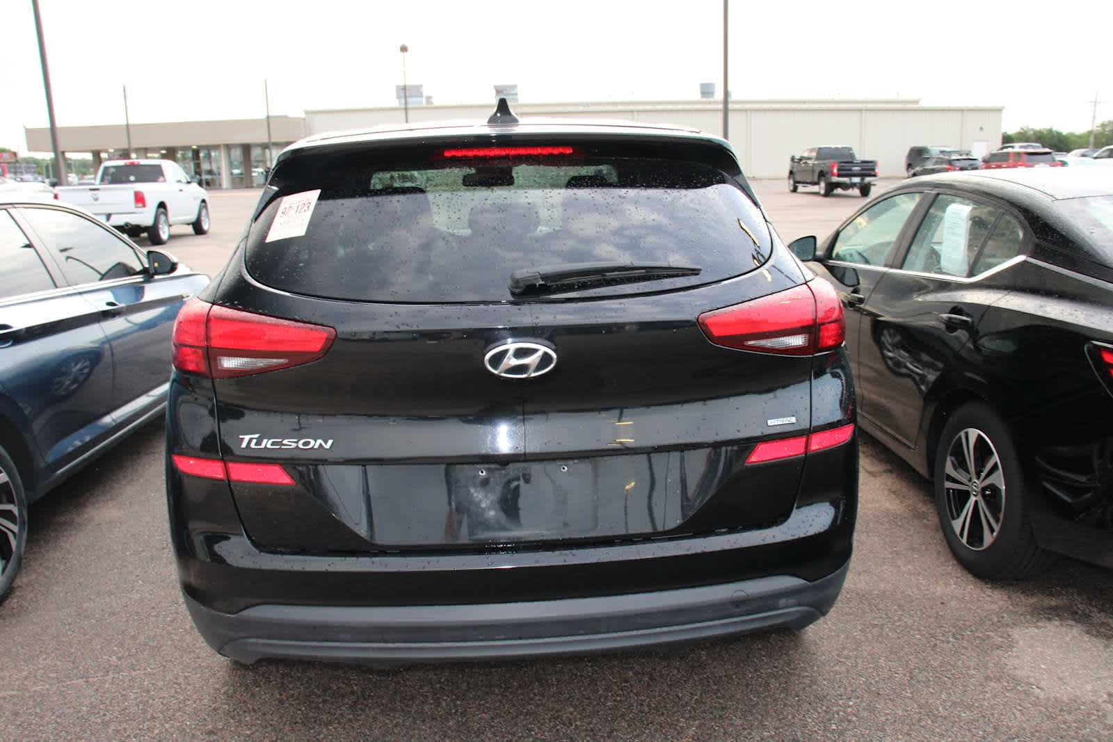 2020 Hyundai Tucson SE photo 2