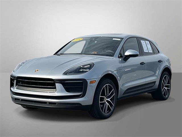 2022 Porsche Macan Base's photo
