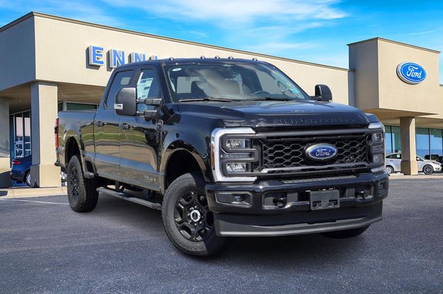 2026 Ford F-250 Super Duty XL's photo