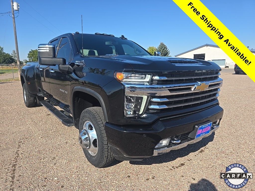 2022 Chevrolet Silverado 3500HD High Country's photo