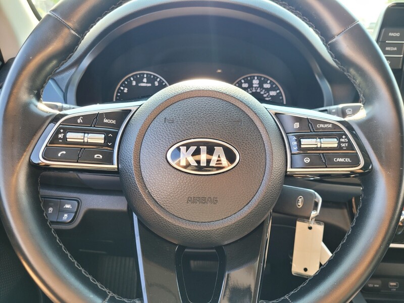 2021 Kia Seltos S photo 16