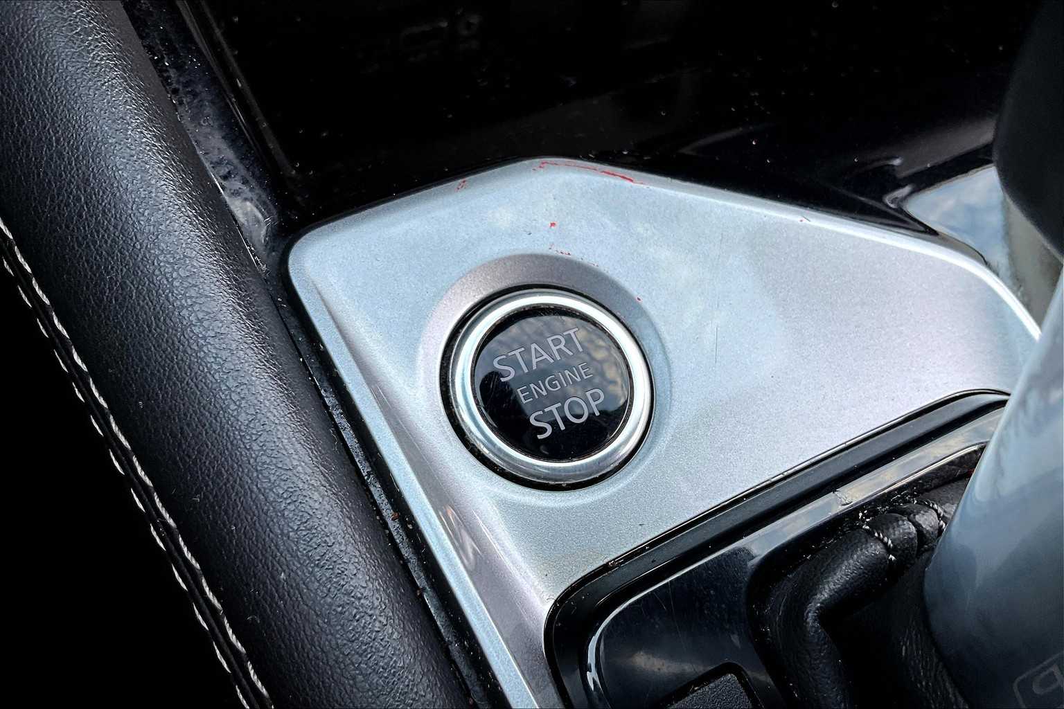2023 Nissan Altima SV photo 30