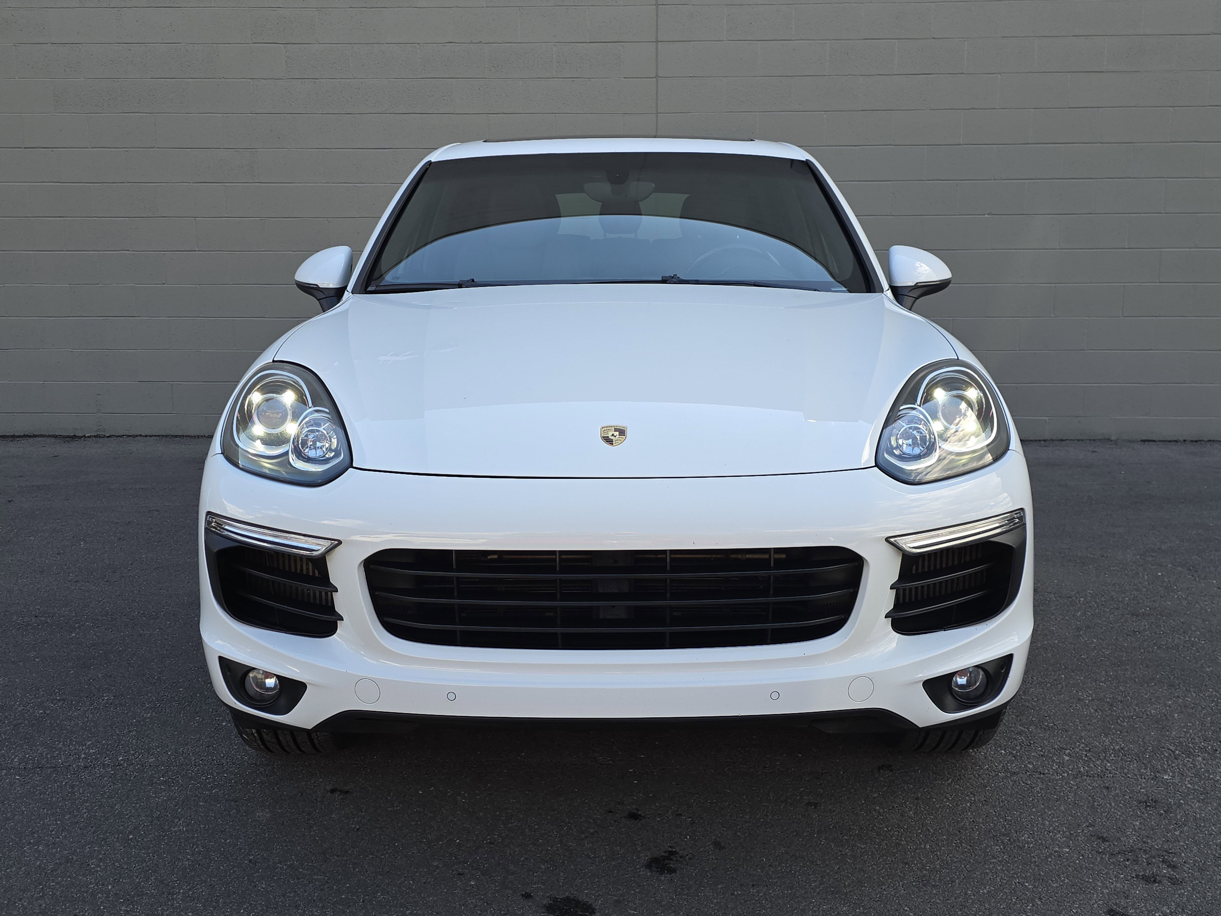2016 Porsche Cayenne Diesel photo 2