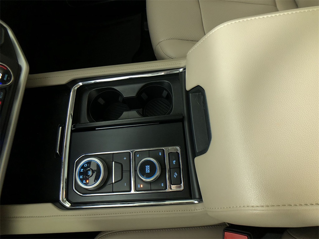 2022 Ford Expedition MAX XLT photo 15
