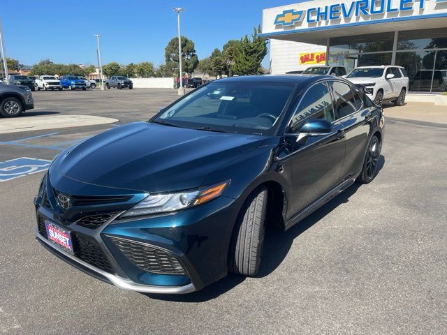 2021 Toyota Camry XSE V6 photo 6