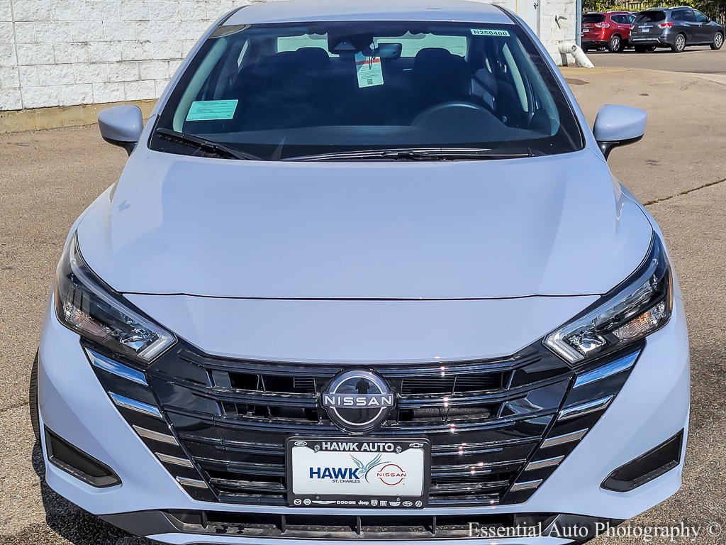 2025 Nissan Versa SV photo 4