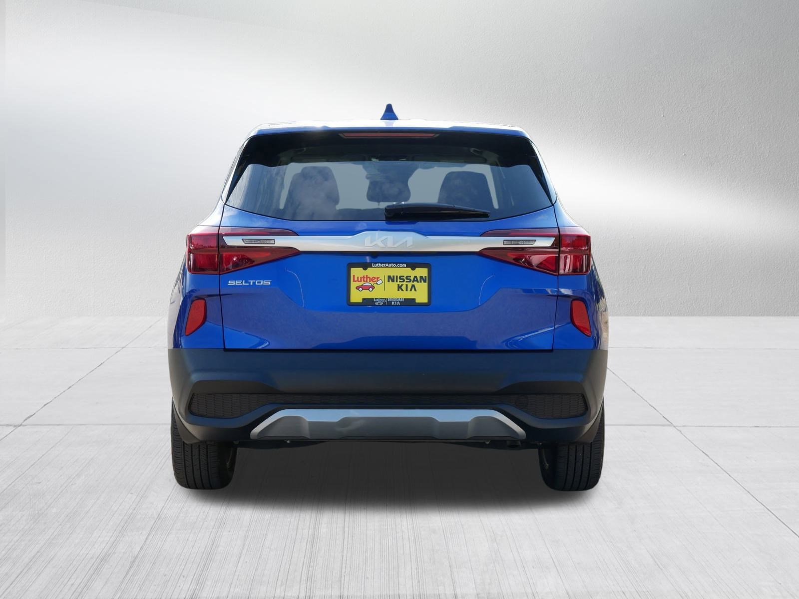 2023 Kia Seltos LX photo 6