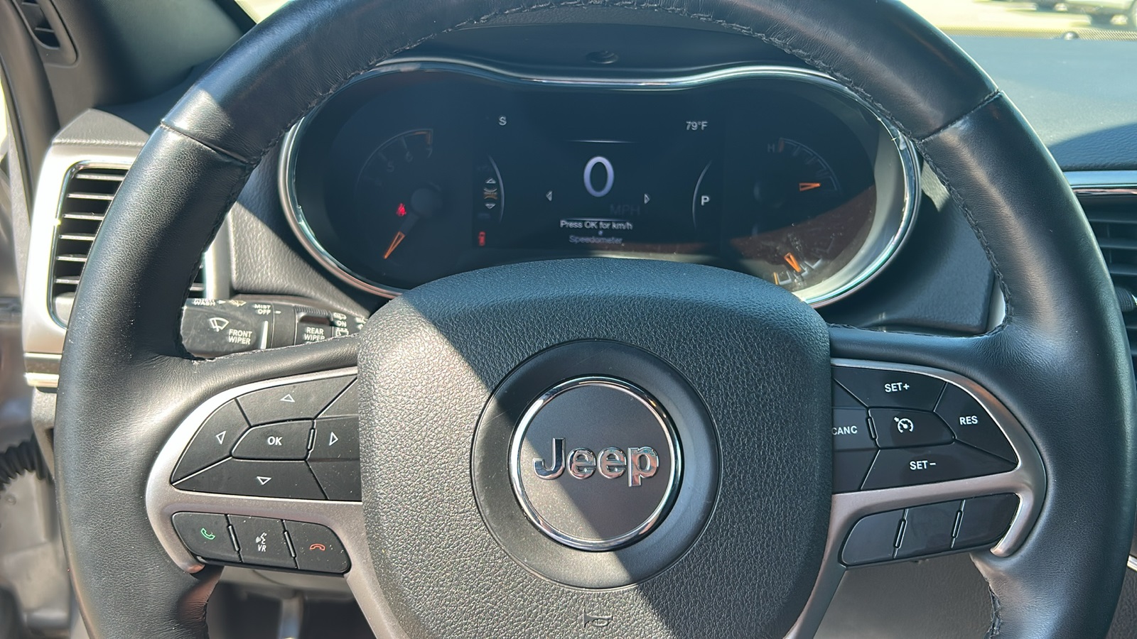 2018 Jeep Grand Cherokee Limited photo 17