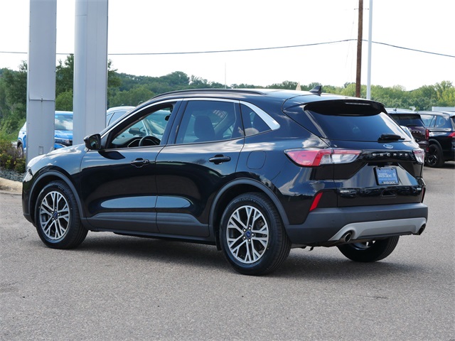 2020 Ford Escape SEL photo 4