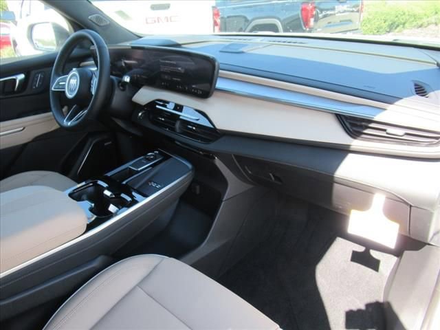 2025 Buick Enclave Preferred photo 8
