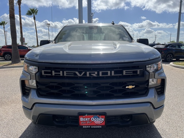 2023 Chevrolet Silverado 1500 Custom photo 4
